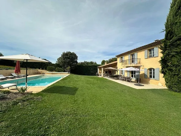 Maison 5 pièces 178 m²