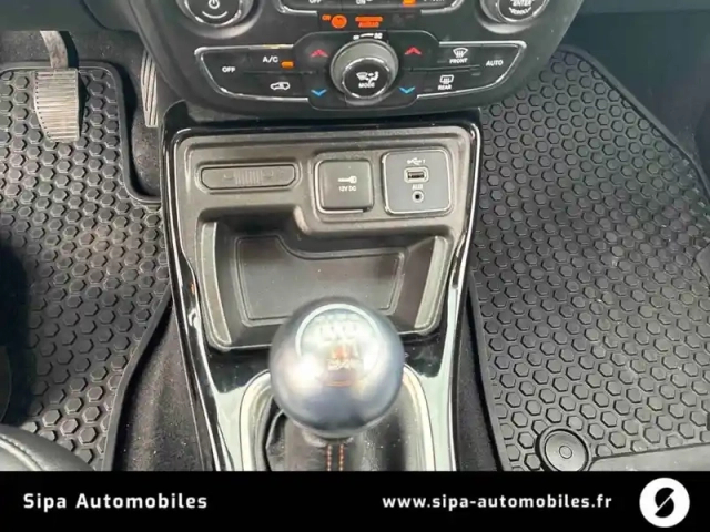 Jeep Compass 1.3 gse t4 130 ch bvm6 — photo 50