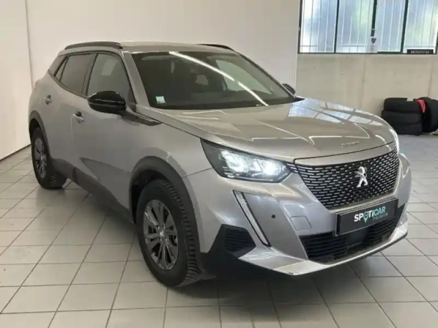 Peugeot 2008 e- 136ch style — photo 3