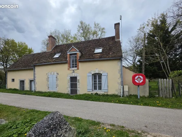 Maison éclusière ancienne