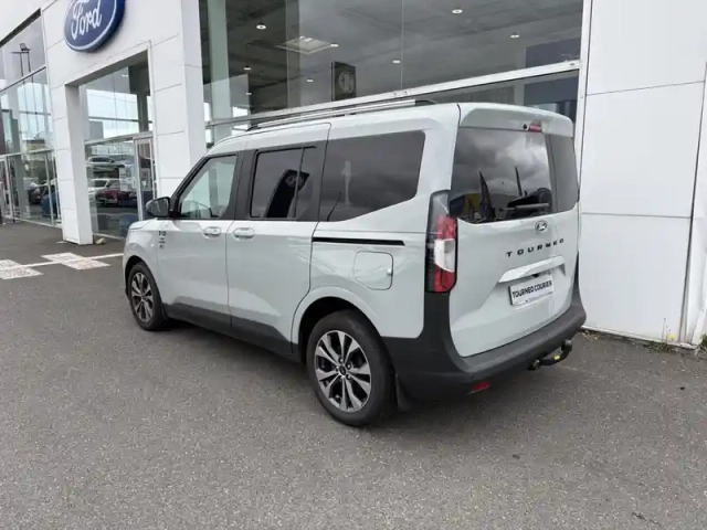 Ford Tourneo Courier 1.0 ecoboost 125ch s&amp;s titanium — photo 3