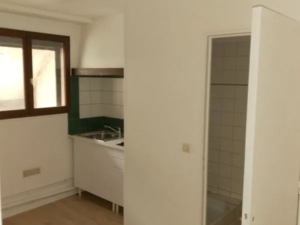 Appartement F1 Centre ville