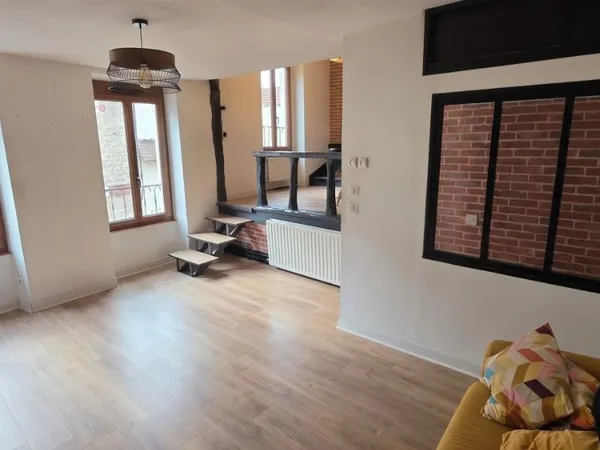 Maison de ville de 95 m² (106m² sol)