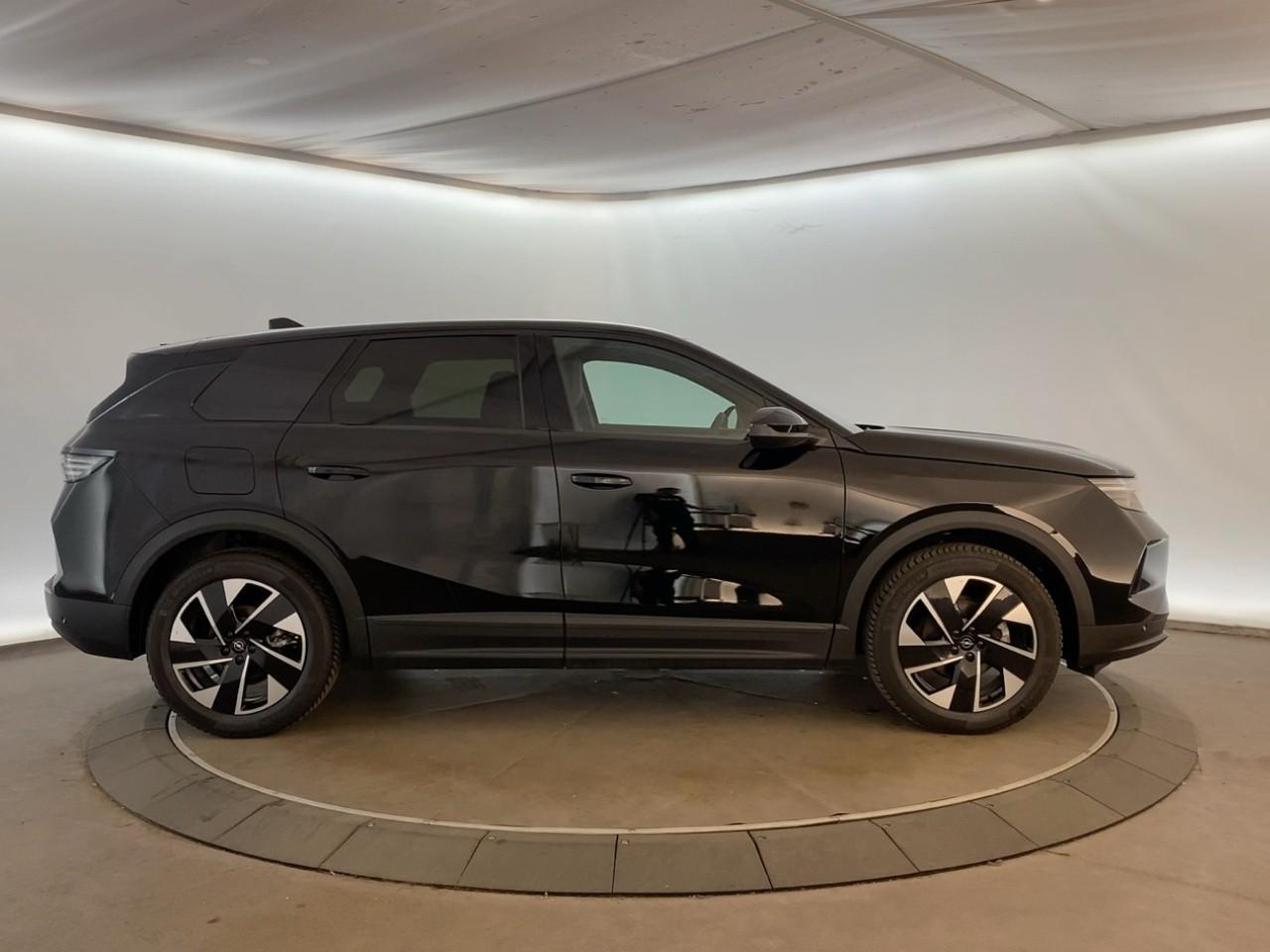 Opel Grandland 1.2 turbo hybrid 145 ch e-dct6 gs — photo 4