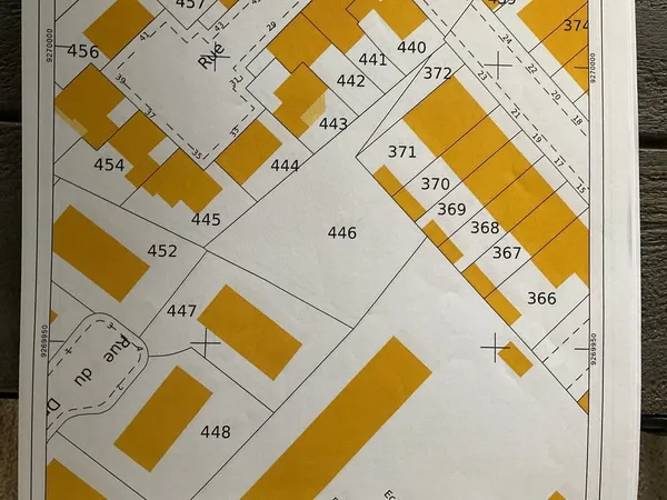 terrain de 800 m2 près de lille. Constructible