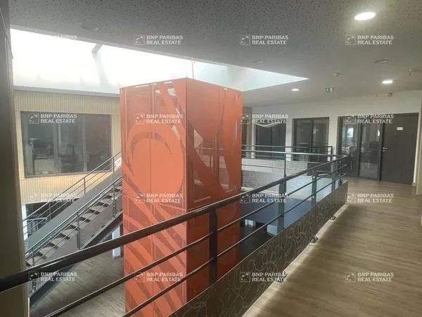 Local d'activité 5400 m²