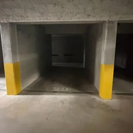 Garage/box 13 m² La Rochelle