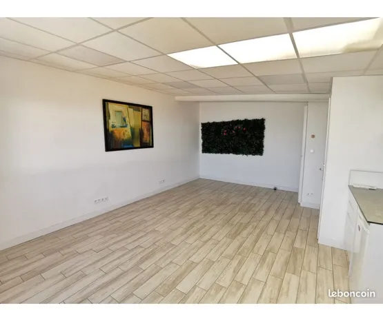 Loue local commercial 30m² Toulon