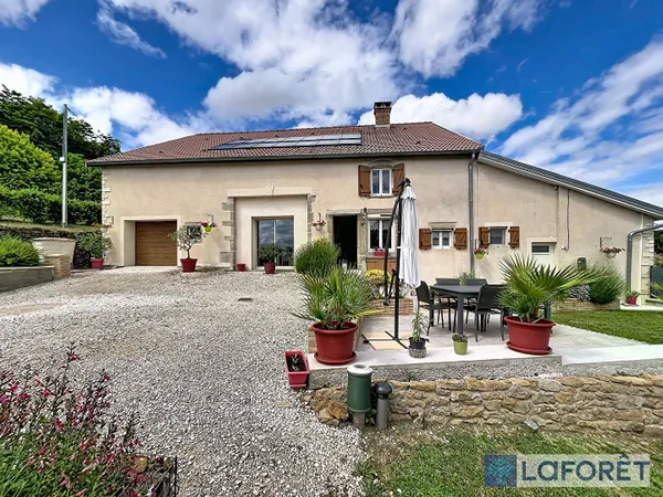 Maison 3 pièces 138 m²