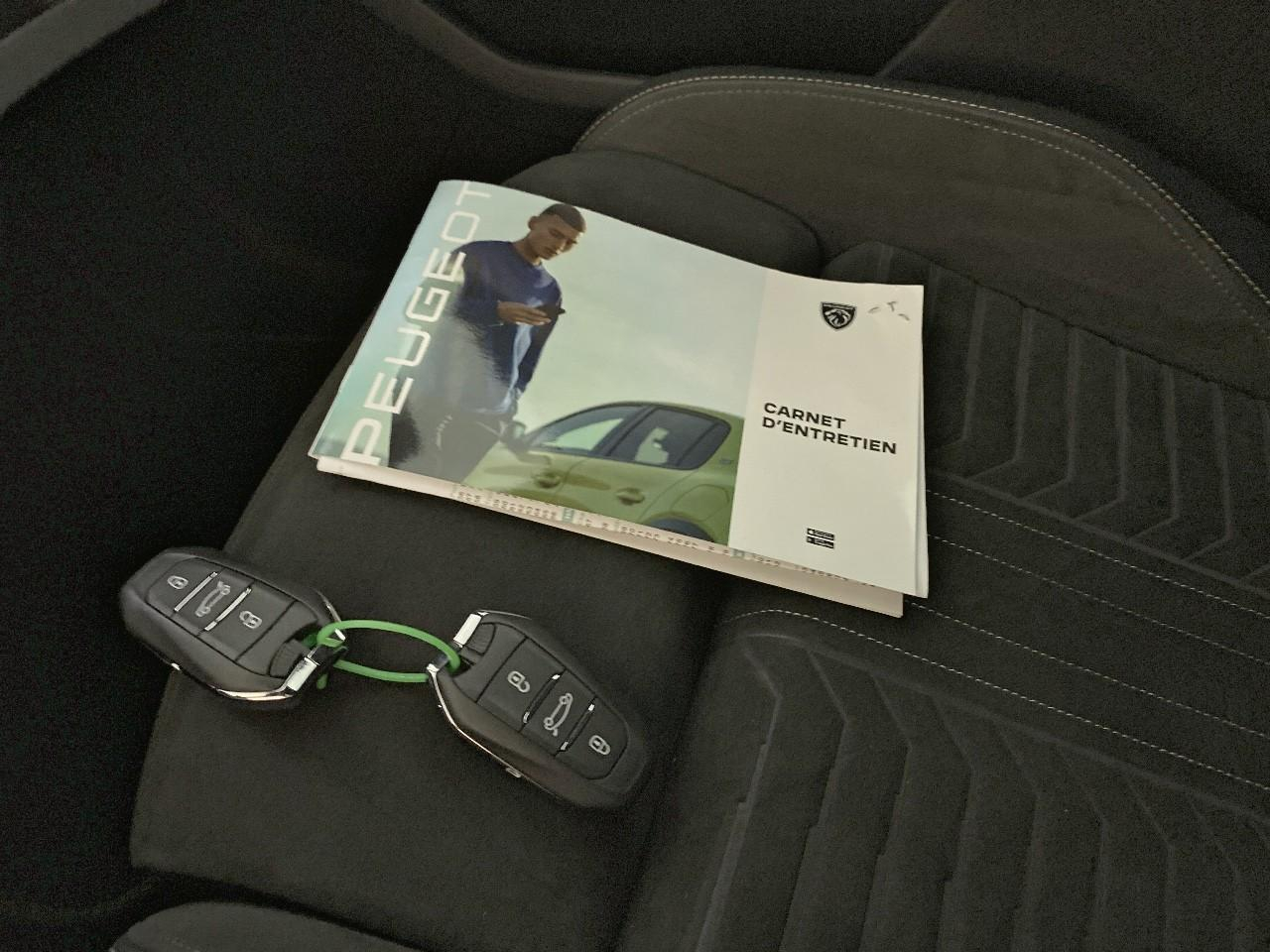 Peugeot 5008 hybrid 145 ch e-dcs6 gt exclusive — photo 18