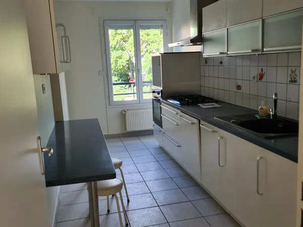 Appartement T3 à loyer proche Métro Cusset à Villeurbanne