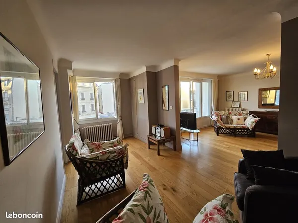 Appartement 79 m2 plein centre
