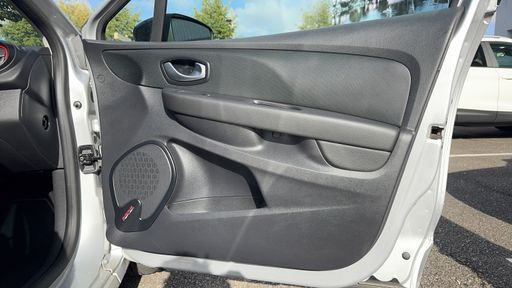 Renault Clio RS Cup 1.6 Turbo 200 EDC6 - N/A – 2018 – 114491 km – Essence – Boîte Automatique — photo 47