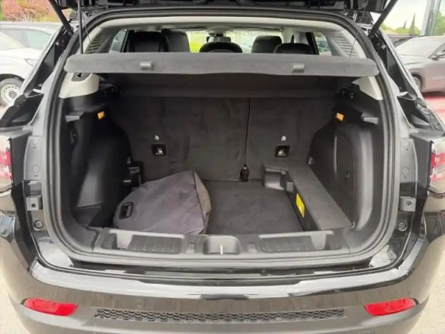Jeep Compass 1.3 turbo t4 240ch phev 4xe north star at6 eawd — photo 6