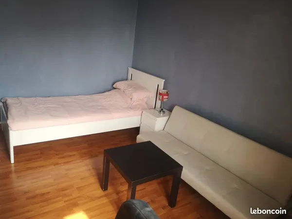 Chambre colocation filles meublé