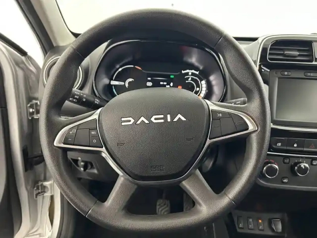 Dacia Spring — photo 24