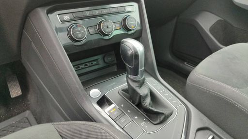 Volkswagen Tiguan 2.0 TDI 150 DSG7 - Carat – 2018 – 160206 km – Diesel – Boîte Automatique — photo 21