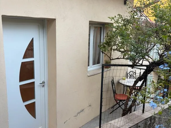 Studio meublé au calme idéal étudiant