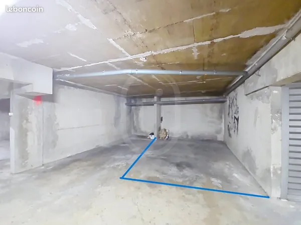 Parking/box 15 m² MONTPELLIER