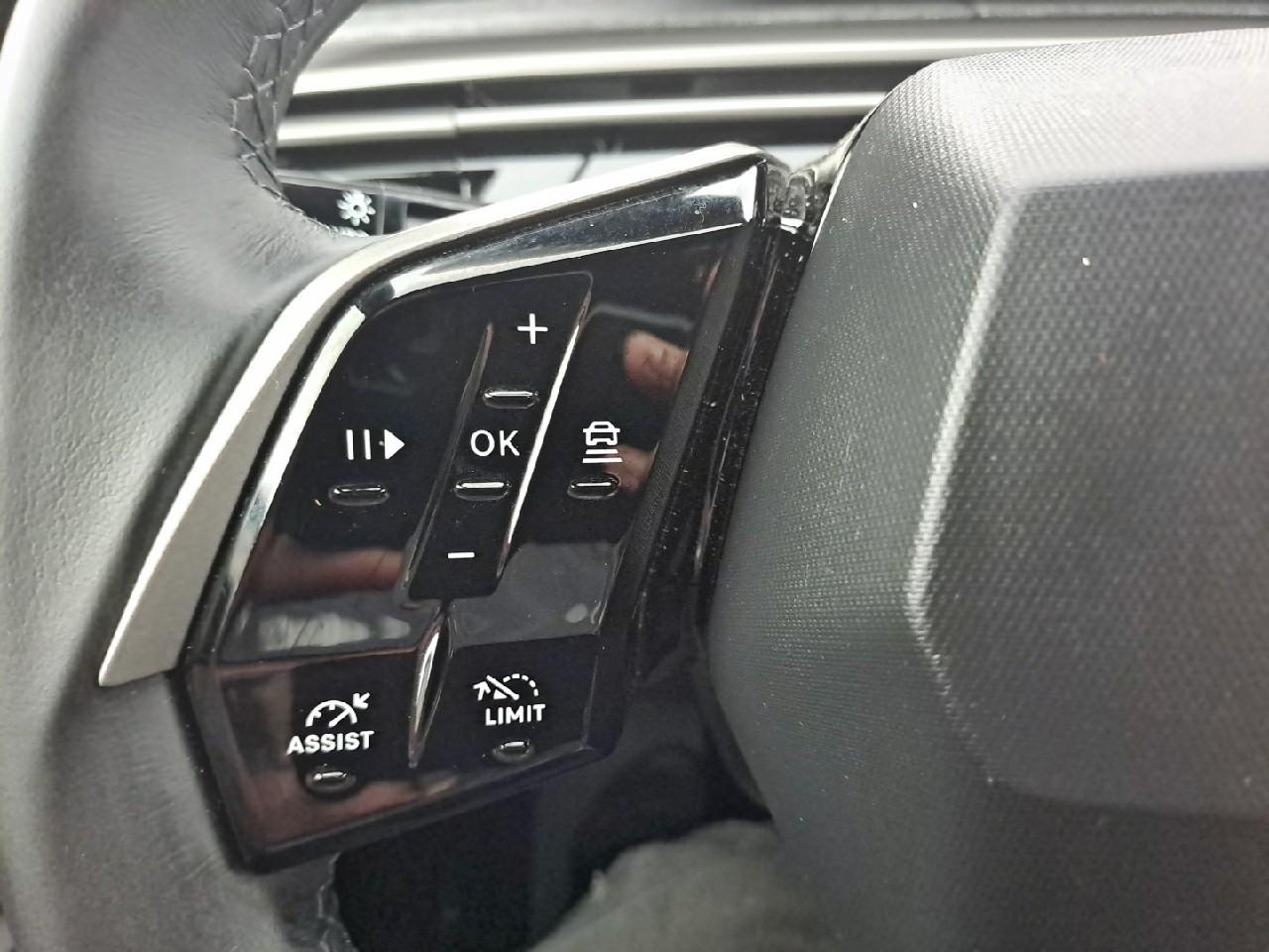 Peugeot 5008 hybrid 145 ch e-dcs6 allure — photo 28