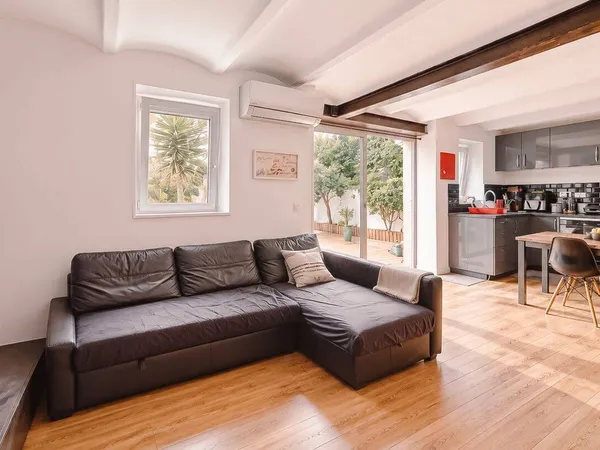 Villa 4 pièces 84 m²