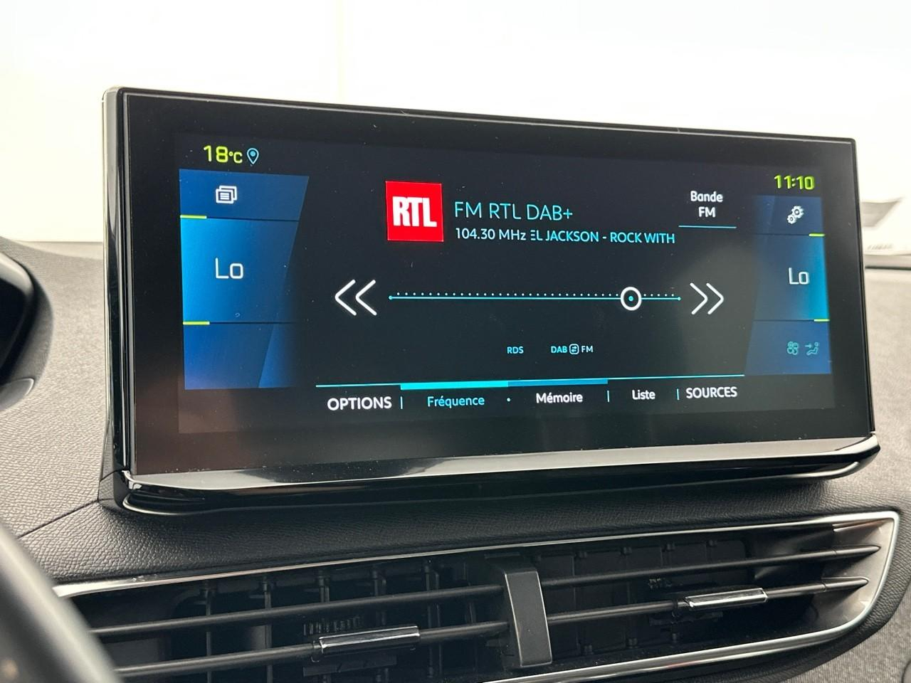 Peugeot 3008 hybrid 225 e-eat8 allure pack — photo 22