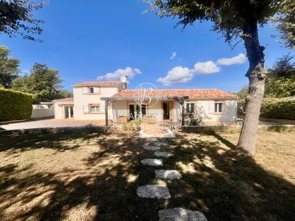 Maison 8 pièces 190 m²