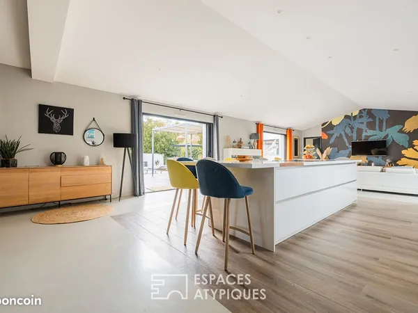 Propriété 6 pièces 194 m²
