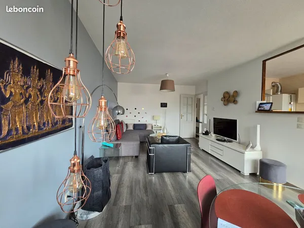Appartement T4 meublé équipé gare Annemasse, garage, toutes charges comprises, internet, TV, électri