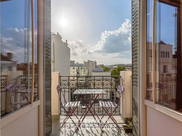 Appartement avec balcon en dernier etage avec vue Fourviere
