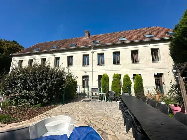 Maison 13 pièces 346 m²