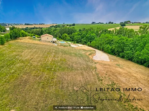 Terrain constructible viabilisé BELCASTEL (81) 2285m2