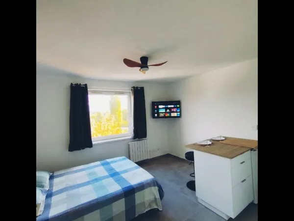 Studio meublé 18m² entièrement rénové