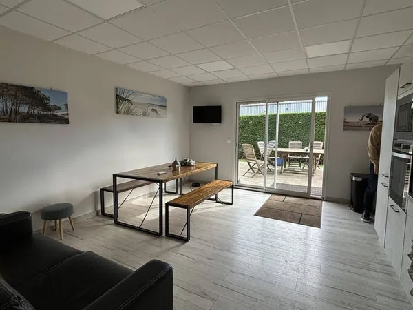 Local d'activité 301 m²
