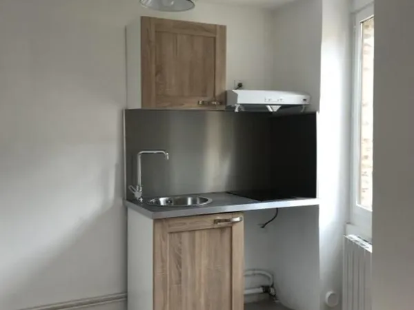 studio en rez-de-chaussée