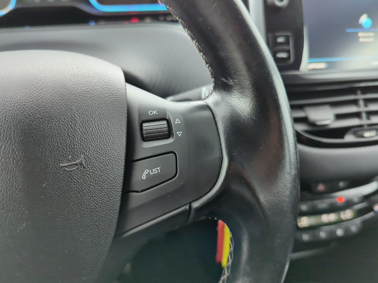 Peugeot 2008 bluehdi 100ch bvm6 allure — photo 20
