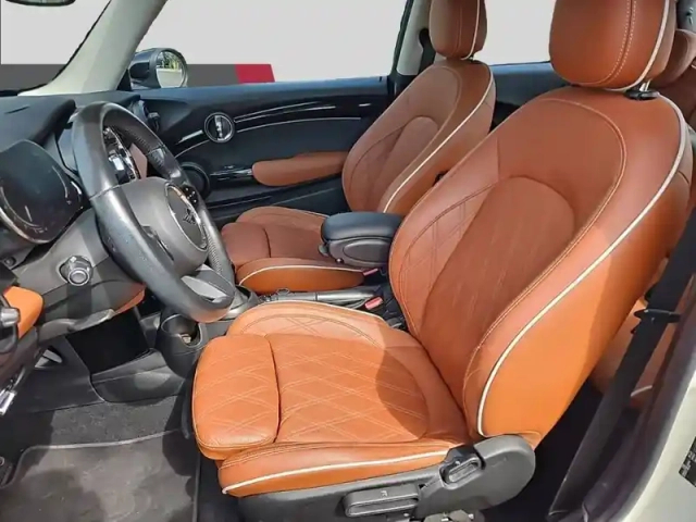 Mini Mini hatch 3 portes cooper 136 ch dkg7 — photo 26