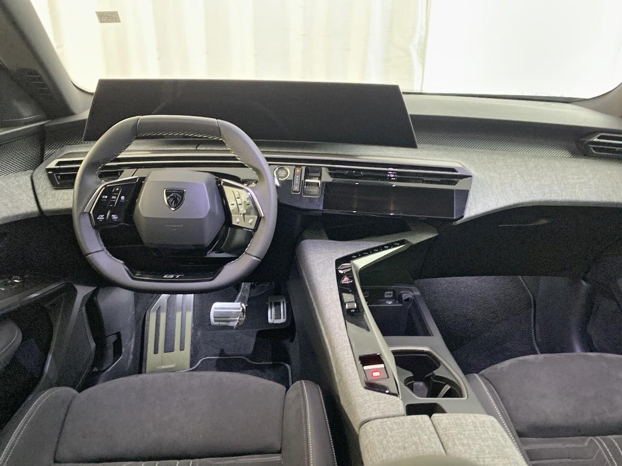 Peugeot 3008 hybrid 145 e-dcs6 gt — photo 8