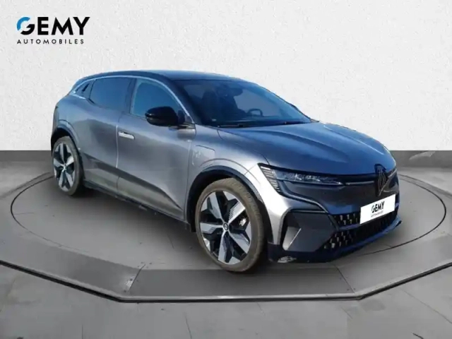 Renault Megane e-tech ev60 220 ch optimum charge — photo 3