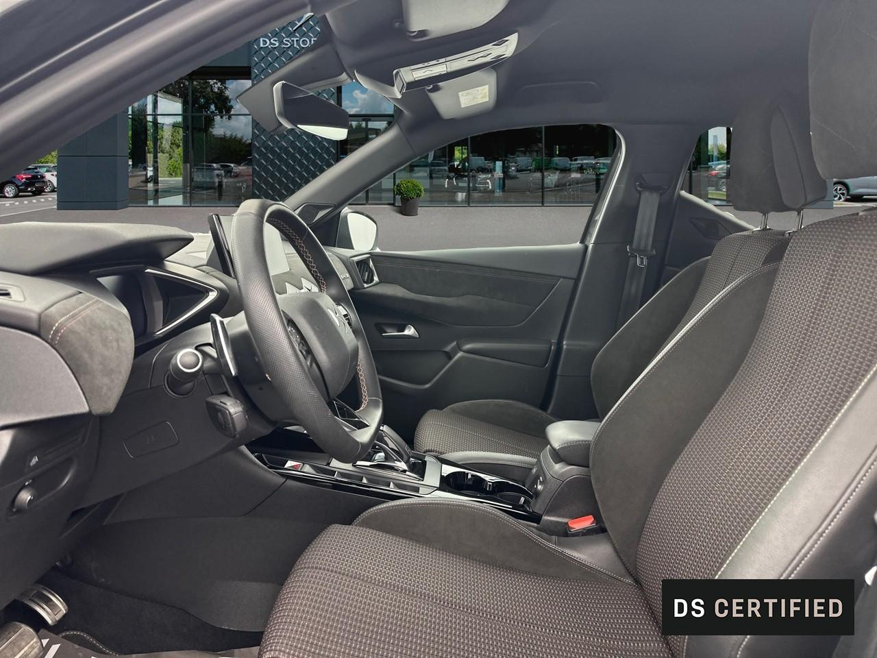 Ds Ds 3 crossback puretech 130 eat8 performance line+ — photo 10
