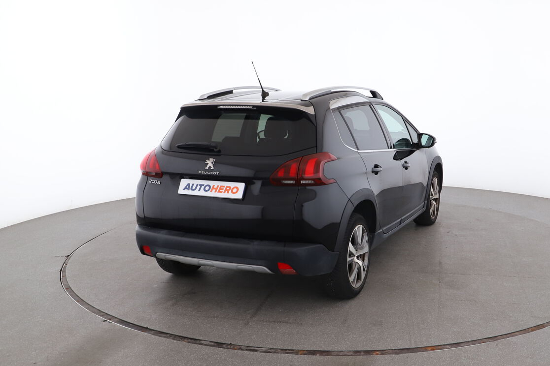 Peugeot 2008 1.5 Blue-HDi Allure — photo 5