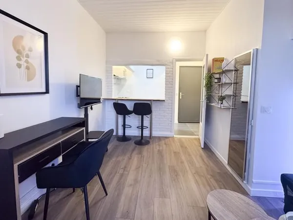 Studio meublé lumineux à Saint-Denis