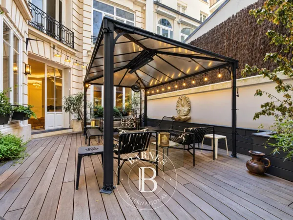 Paris 8 - Europe - Appartement avec espace extérieur- 3 chambres