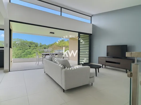 F4 NEUF EN DUPLEX AVEC TERRASSE  LOTISSEMENT PRIVÉ À FAA'A