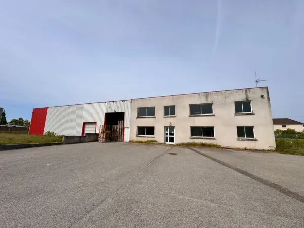 Local 1500 m²