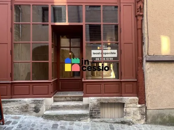 Local restaurant 80 m²