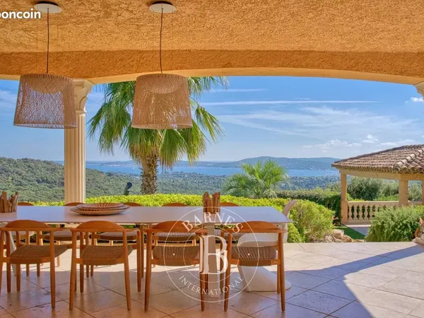 Villa 8 pièces 542 m²