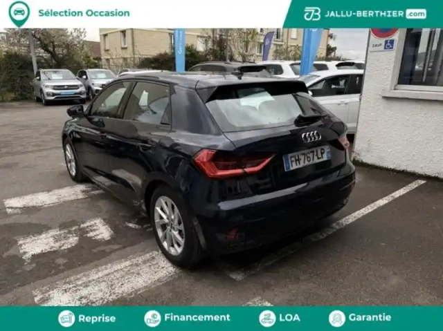 Audi A1 sportback 30 tfsi 116ch design luxe — photo 3