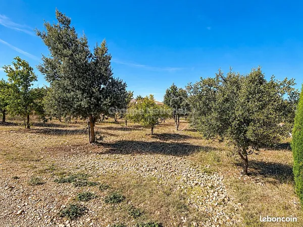 Terrain 696 m² BOUCHET