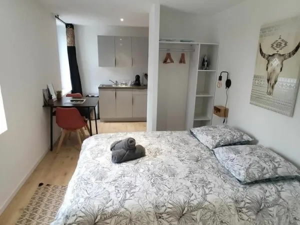 Bâtiment 1 pièce 120 m²